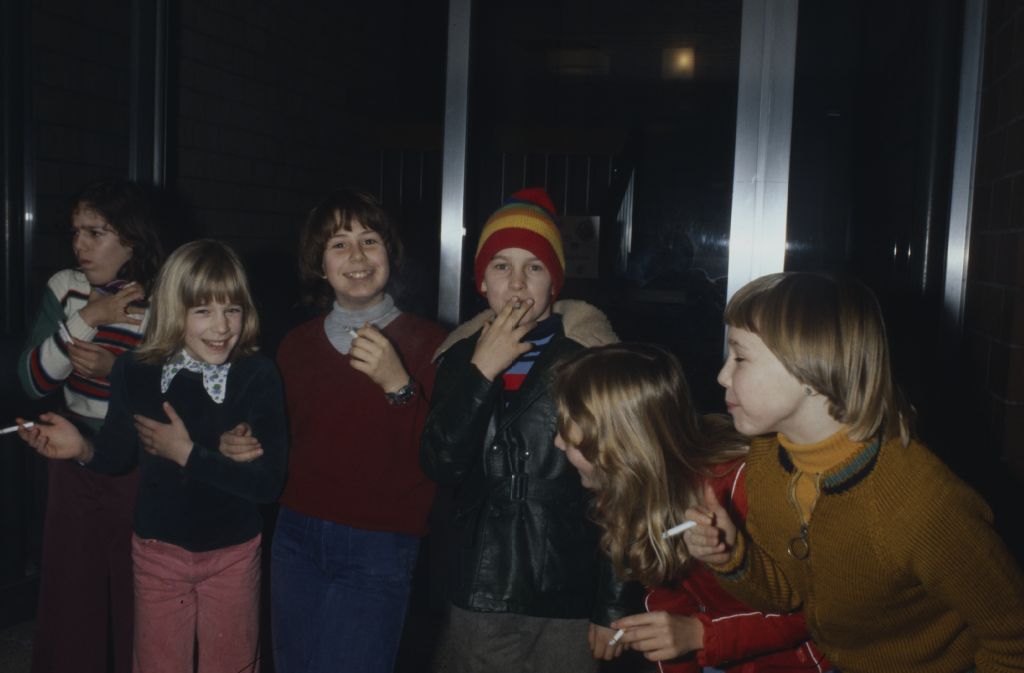 Embrach, school New Year's Eve, smoking children