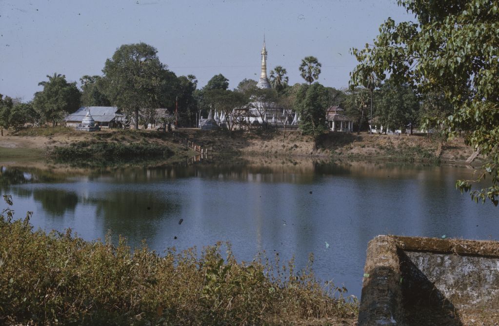 Burma, at Salwien