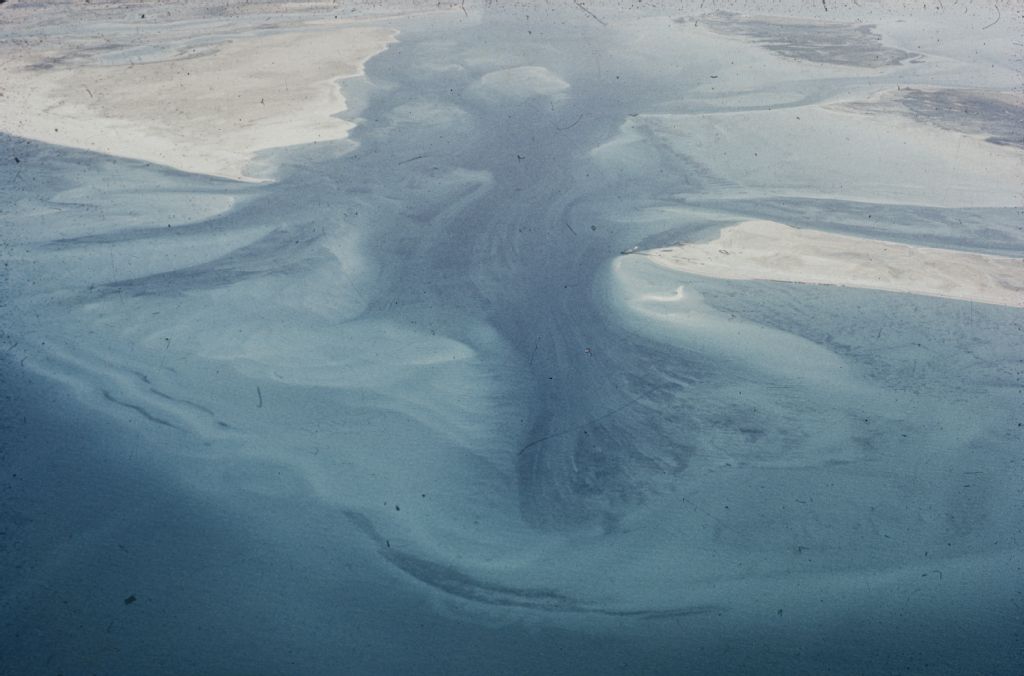 Oolite delta, E of Abu Dhabi town