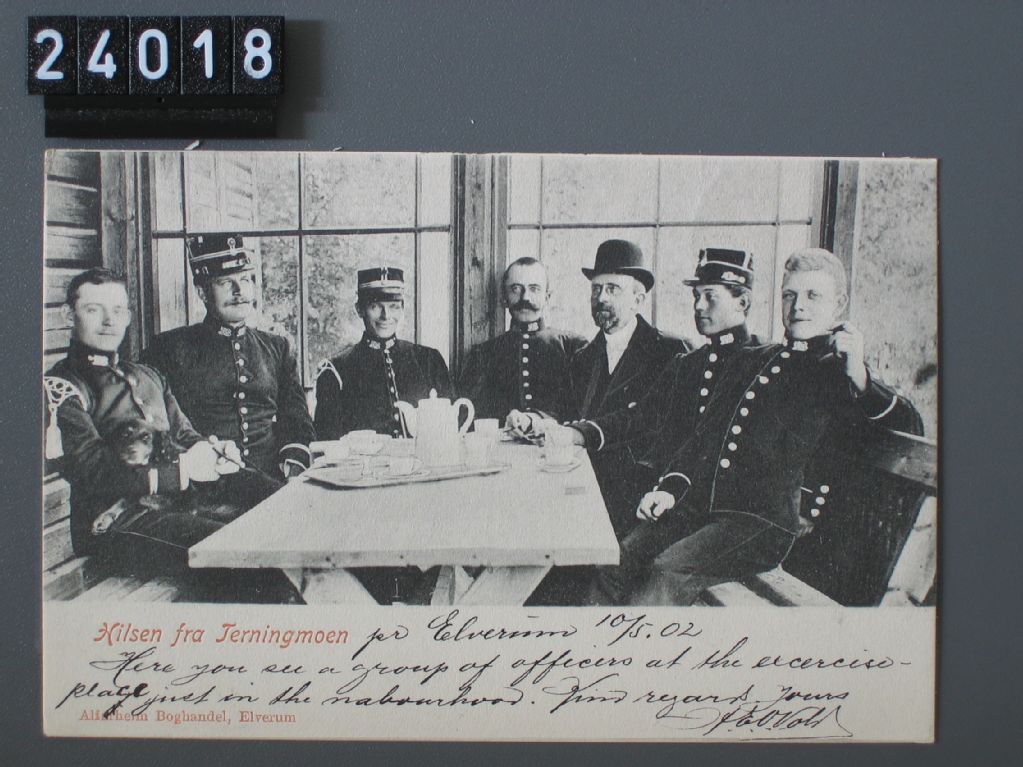 Terningmoen, Group of officers at the excercise place
