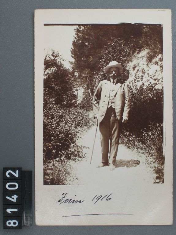 Portrait of the author, Juin 1916