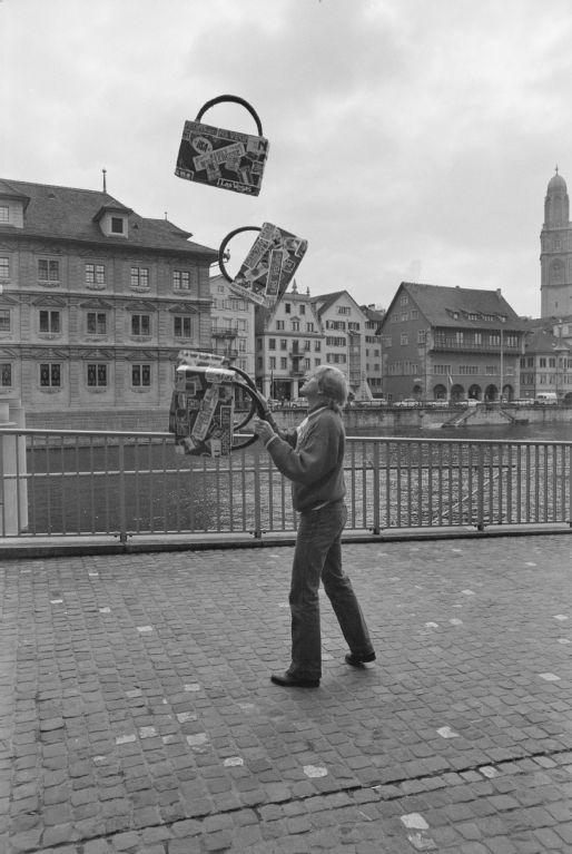 Zurich, Circus Knie, juggler with Swiss flags