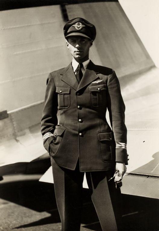 Otto Heitmanek (1903-1964), flight captain with Swissair