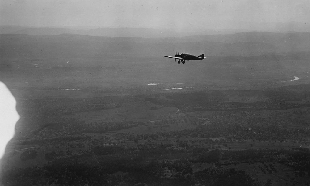 Junkers F-13 of Ad Astra-Aero AG in flight over the Reuss valley, view to the west (W)