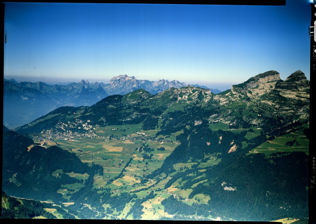 Leysin, Les Esserts, view to the west (W)
