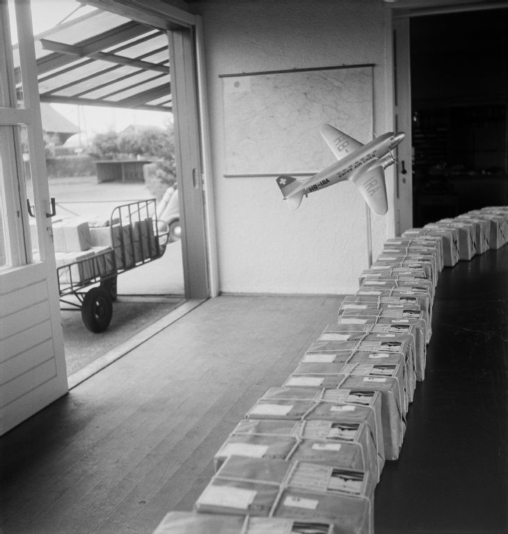 Airmail in the customs and baggage handling of the reception building at the airfield in Dübendorf