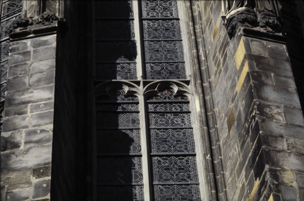 Aachen, cathedral choir, iron anchor