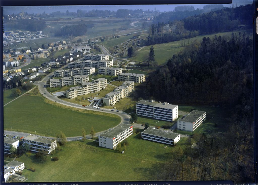 Adliswil, Geroldsrüti housing development