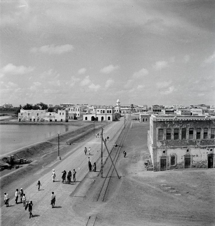 Djibouti, street southwest of the city center