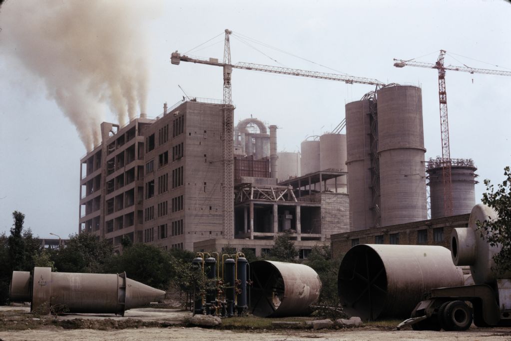 Bîrsesti, new construction chemical factory (fertilizer)