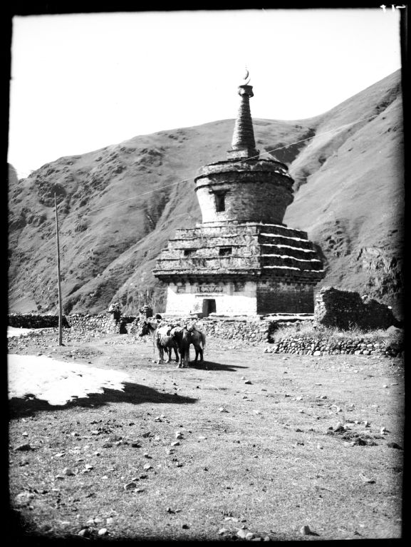 Yinkwantshai, Stupa (Tshörten)