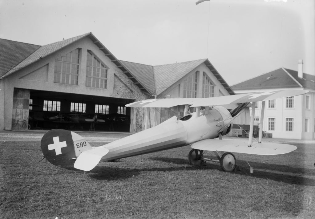 Nieuport N-28 C-1 "Bébé", 690, 200 hp on the ground in Dübendorf