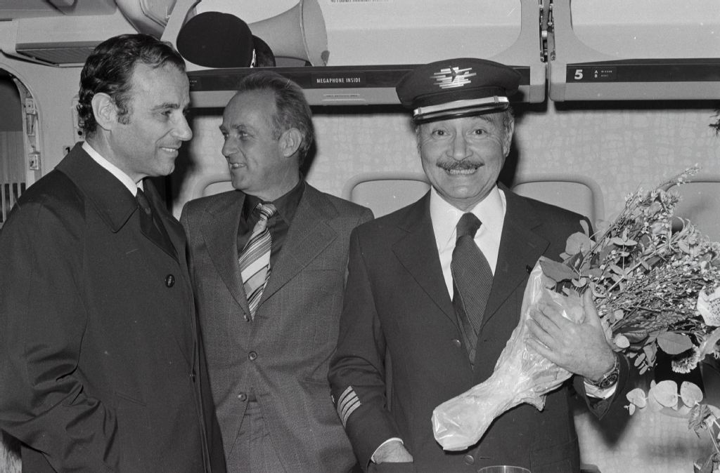 Captain Stanley Hale's last flight at Zurich-Kloten