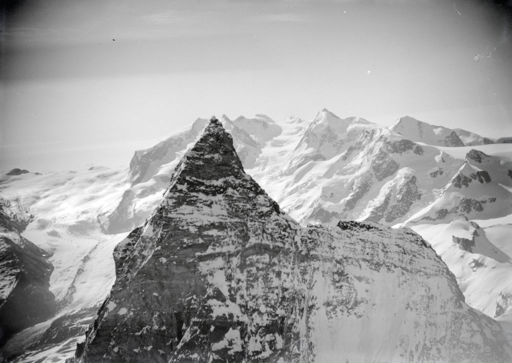 Matterhorn, Monte Rosa v. W. from 4500 m