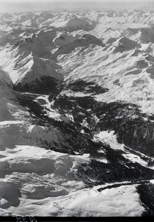 Schanfigg, Arosa, Graubündnerwestalpen v. N. aus 4000 m