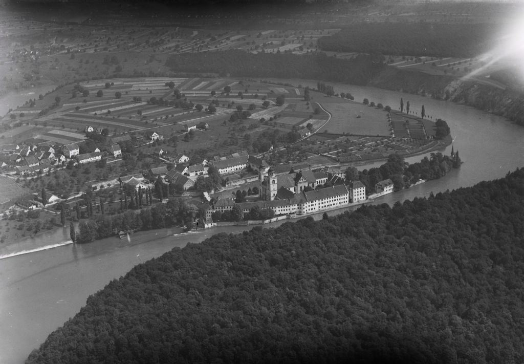 Rheinau with Rhine loop, psychiatric institution v. S. from 200 m