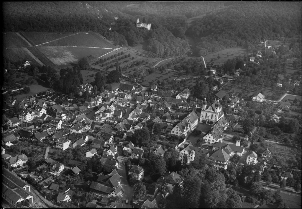 Arlesheim, view to southeast (SE) [blurred image].