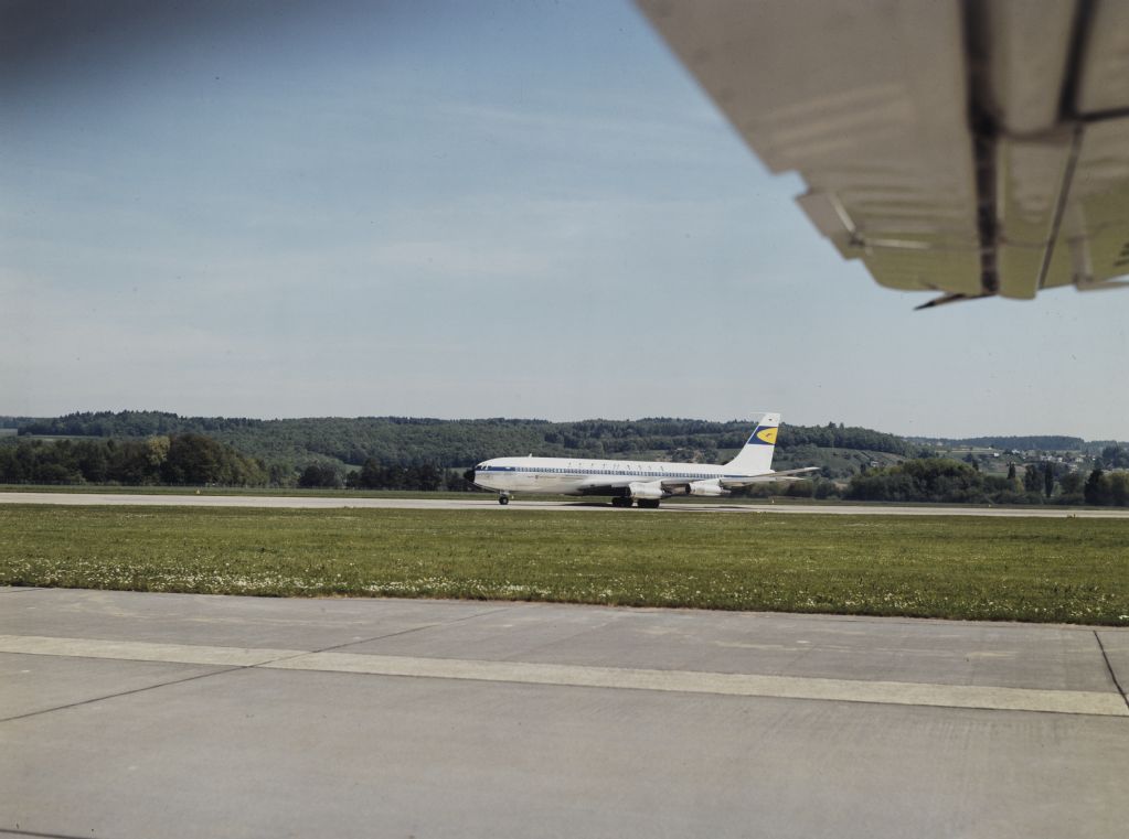 Boeing 707-330B D-ABUF of Lufthansa on the runway in Zurich-Kloten