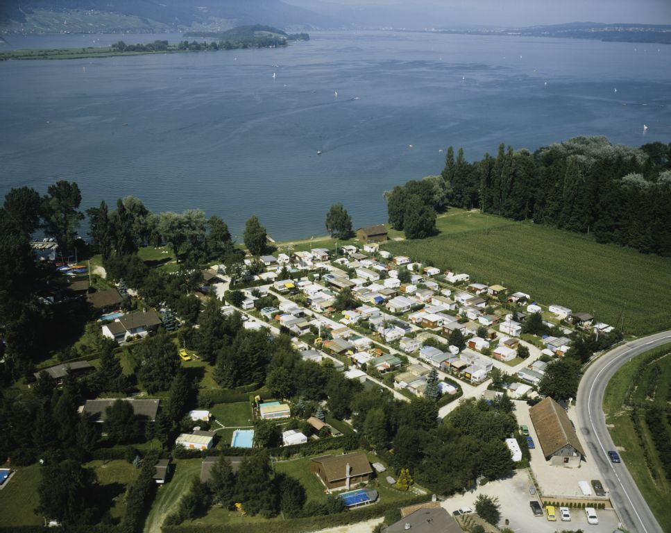 Vinelz, camping site, Lake Biel