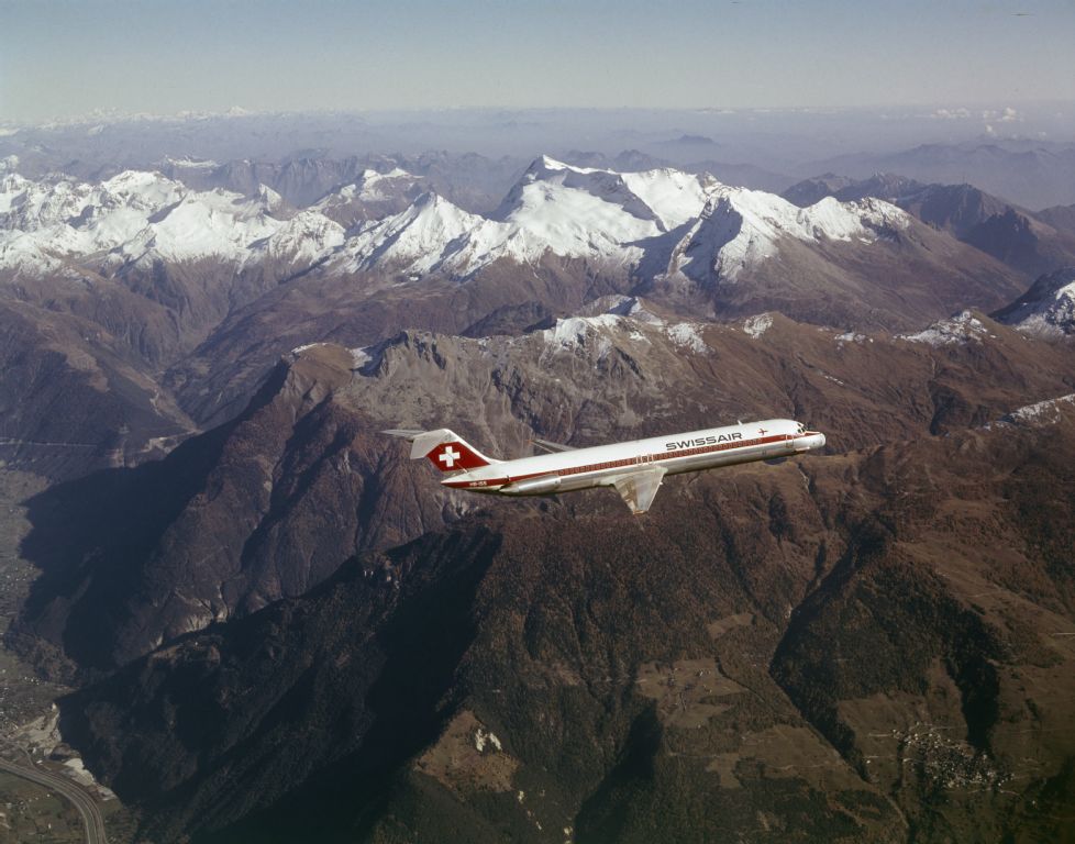 McDonnell Douglas DC-9-51, HB-ISS "Dietikon" with old paint scheme in flight over Monte Leone