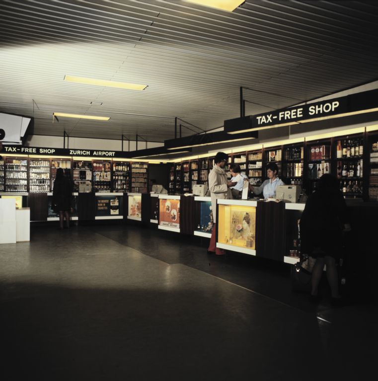 Tax-free store at Zurich-Kloten Airport