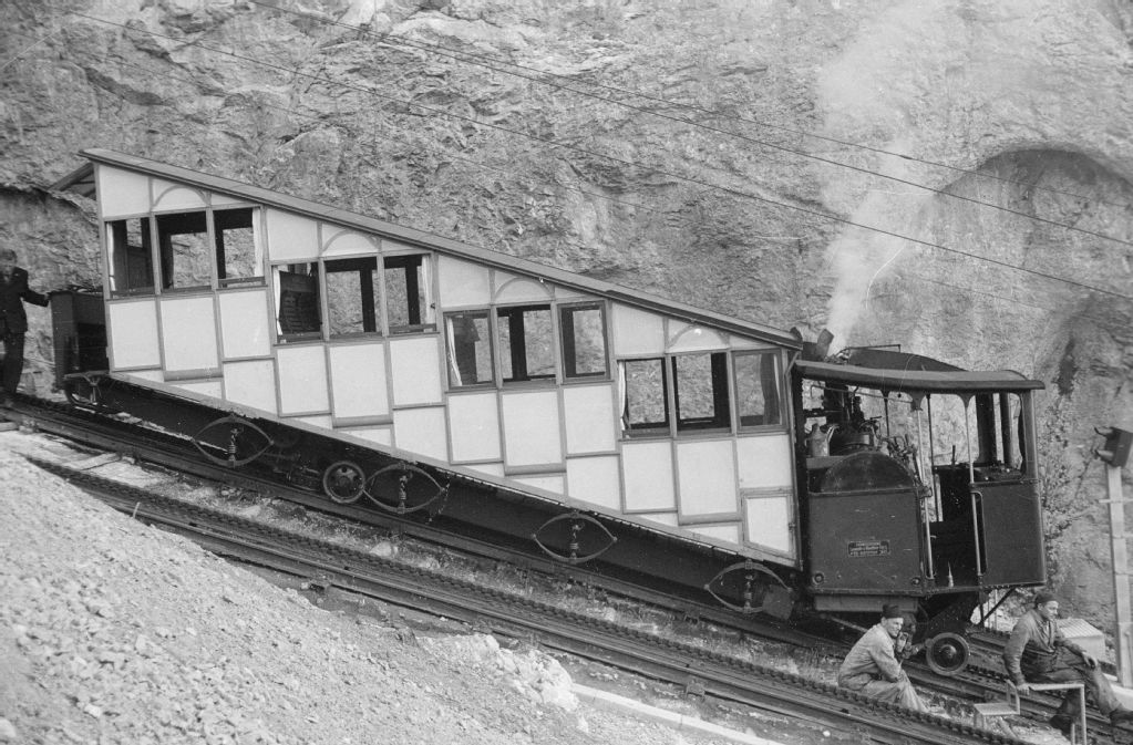 Pilatusbahn steam railcar Bhm 1/2 No. 9