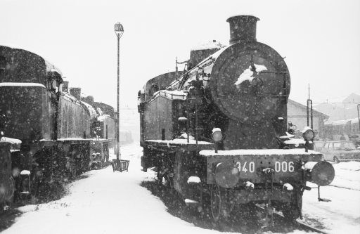 Lecco, three snowy steam locomotives 940