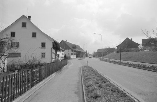 Volketswil, Zentralstrasse, view to the east (E)