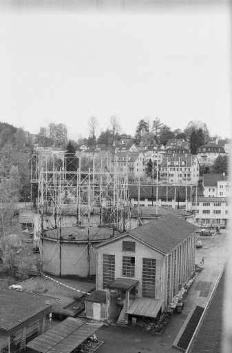 Lucerne, gasometer before demolition