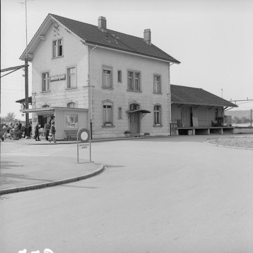 Niederglatt train station