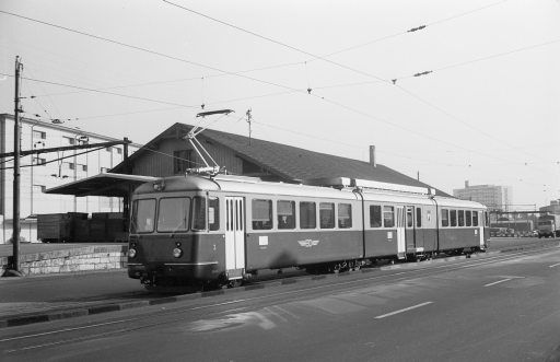 Zollikofen, station, Bremgarten-Dietikon-Bahn (BD) railcar BDe 8/8 No. 3