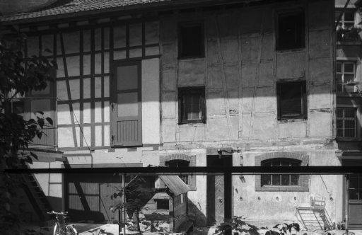Winterthur, Obertor "Wild Man", horse stables