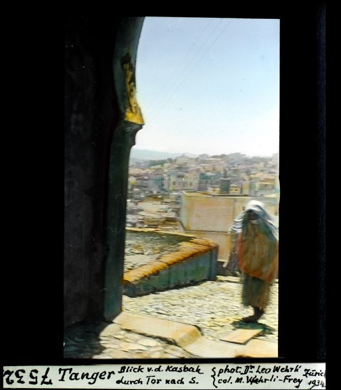Tanger, Blick von der Kasbah durch Tor nach Süden (S)