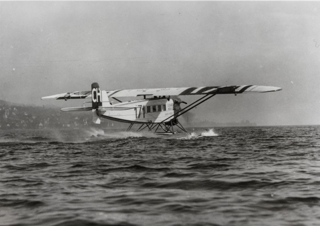 Take-off for Walter Mittelholzer's Africa flight on December 7, 1926 with the Merkur CH-171
