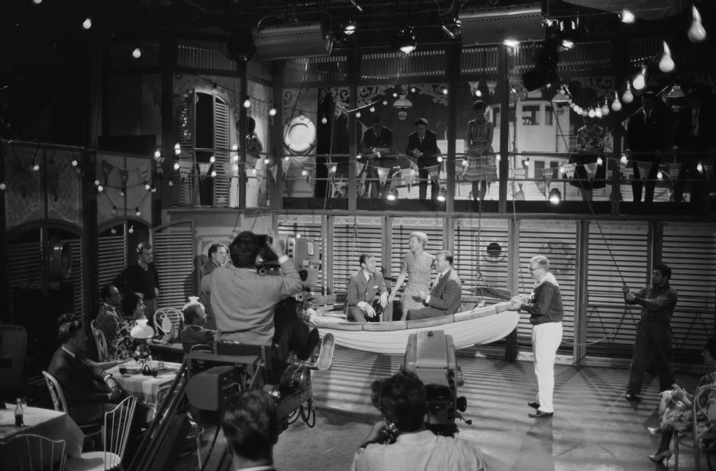 Television "Show Boat"