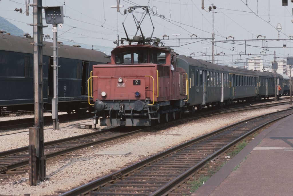 Chiasso, station, SBB Ee 3/3 IV 16558 as shunting loco 2