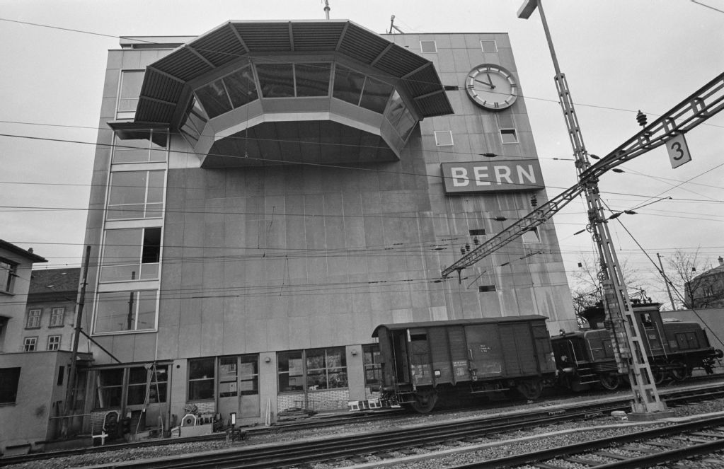 Bern, main station, new signal box on the west side
