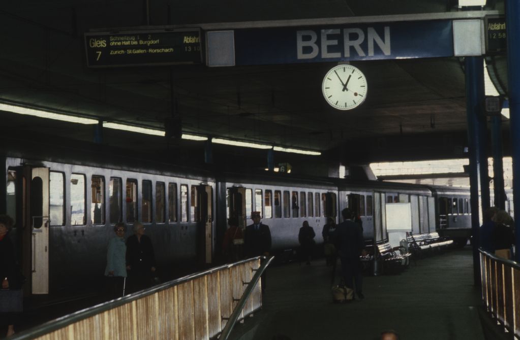 Bern station, arrival and departure track