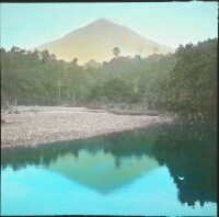 The Tanggamoes volcano near Piang