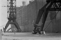 Holland, Rotterdam, Europort, supertanker "Brazilian Peace", construction work