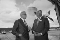 Leibstadt nuclear power plant, opening, Leon Schlumpf (l.)