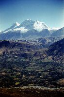 Peru: Huascaran 6768 m, Cordillera Blanca, front: Santa valley