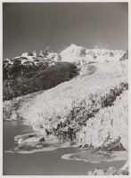 Lake Leon with Cristall Glacier