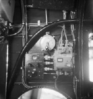 Direction finding antenna system with hand crank of a Douglas DC-3 of Swissair