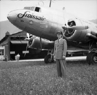 Alberto Renner in front of a Douglas DC-3-216, HB-IRI