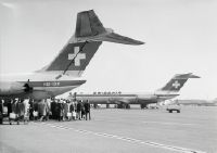 Passengers boarding the McDonnell Douglas DC-9-32, HB-IDR "Baden" at Zurich-Kloten