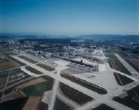 Zurich-Kloten Airport, runways