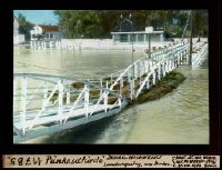 Pünkösdfürdö, Danube flood, landing stage, from pontoon