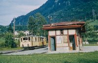 Morschach (SZ), station Morschach-Axenfels of the Brunnen-Morschach-Bahn (BrMB), three-phase locomotive no. 2 with trailer carriages