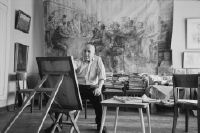 Moscow, the painter Anatoly Yar Kravchenko (1911-1983) in his studio